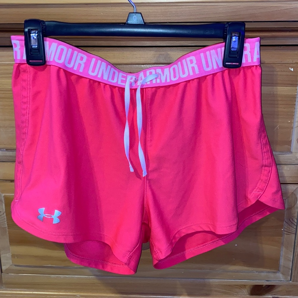 Hot pink Under Armour shorts!!